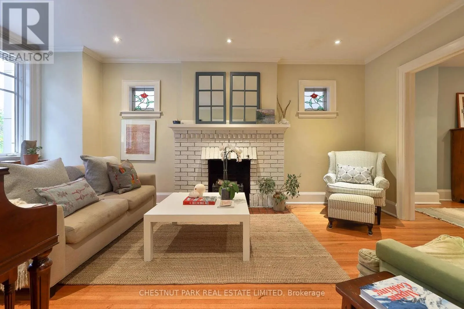 127 ALBERTUS AVENUE