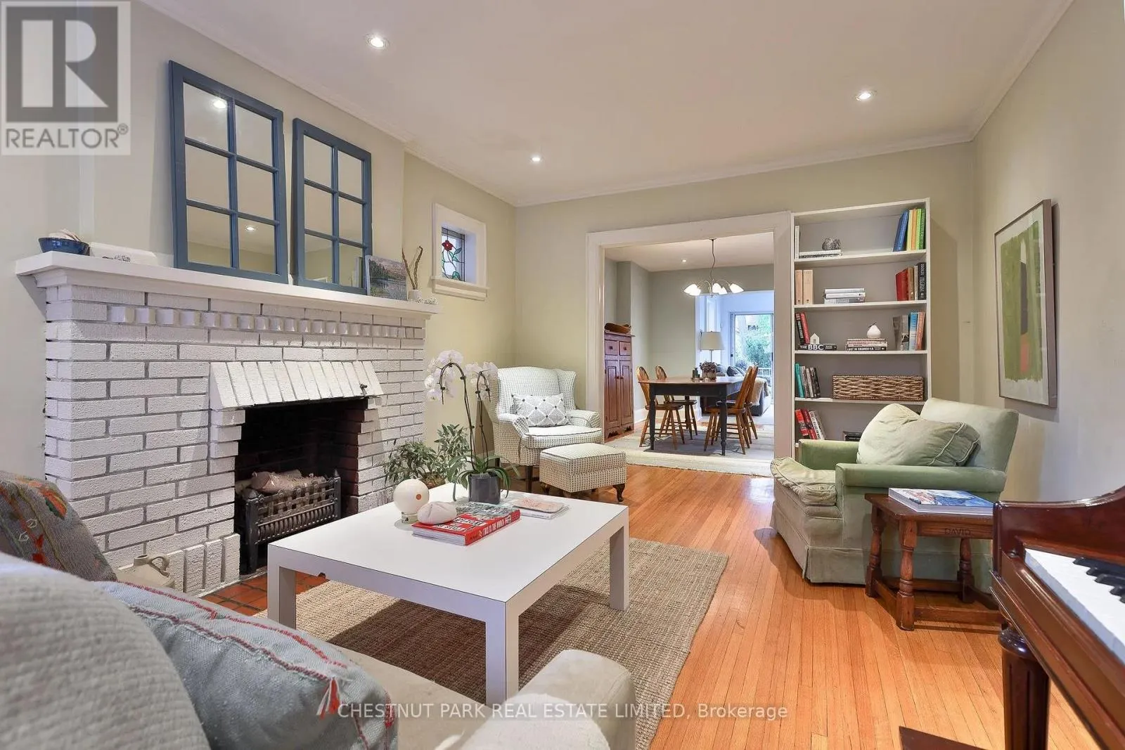 127 ALBERTUS AVENUE