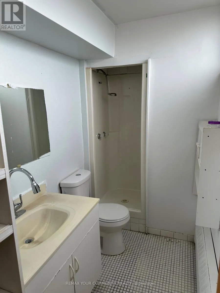 1603 - 15 VICORA LINKWAY