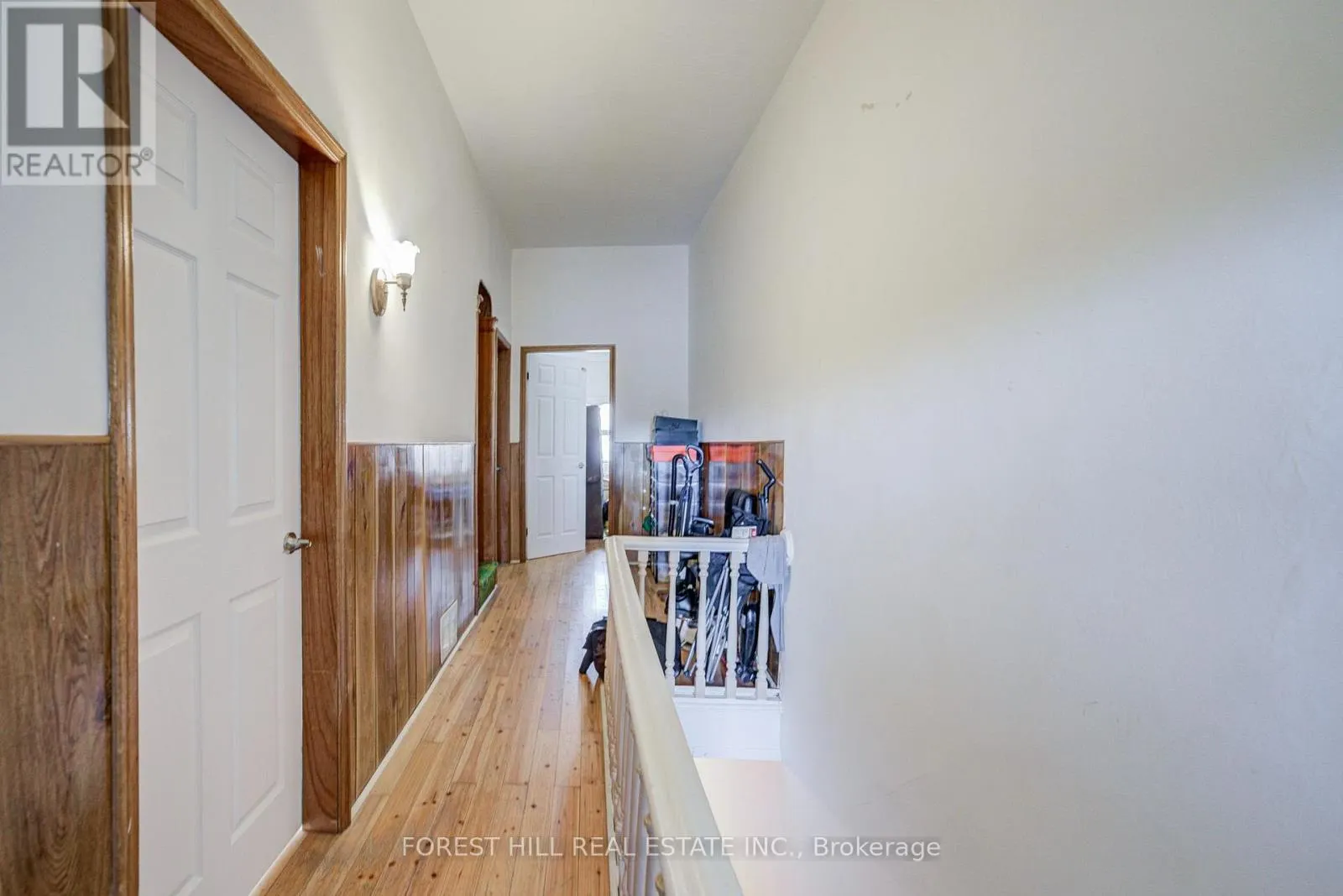 121 NIAGARA STREET