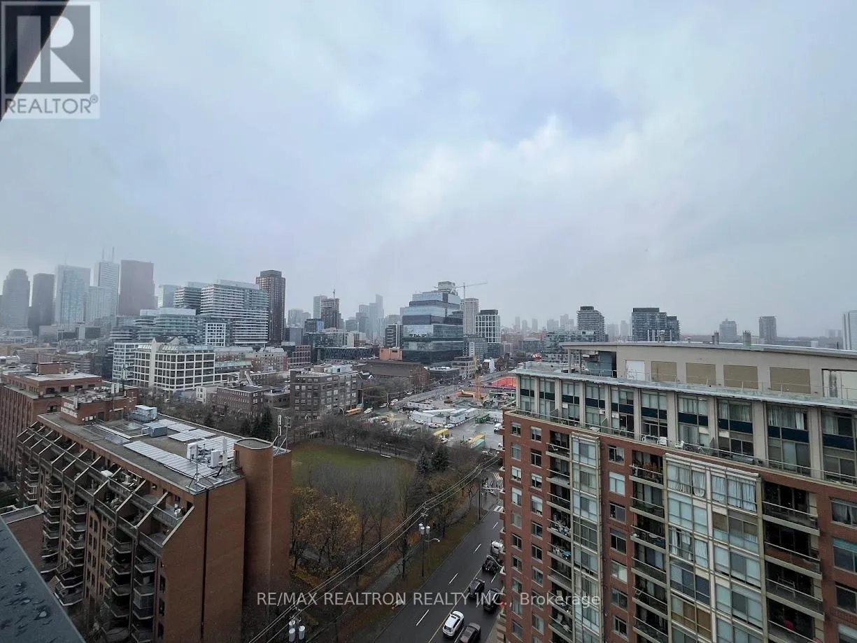 1409 - 35 PARLIAMENT STREET