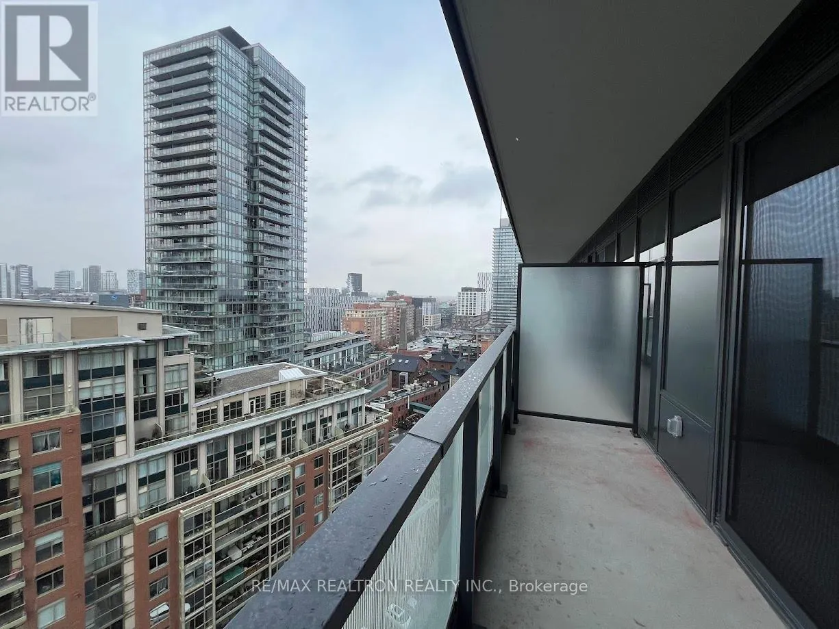 1409 - 35 PARLIAMENT STREET