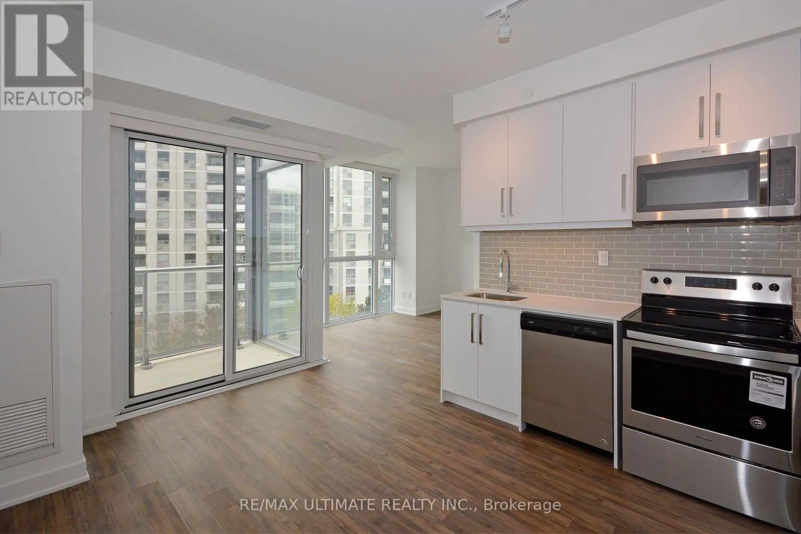 601 - 5180 YONGE STREET