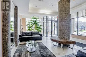 502 - 872 SHEPPARD AVE WEST AVENUE W