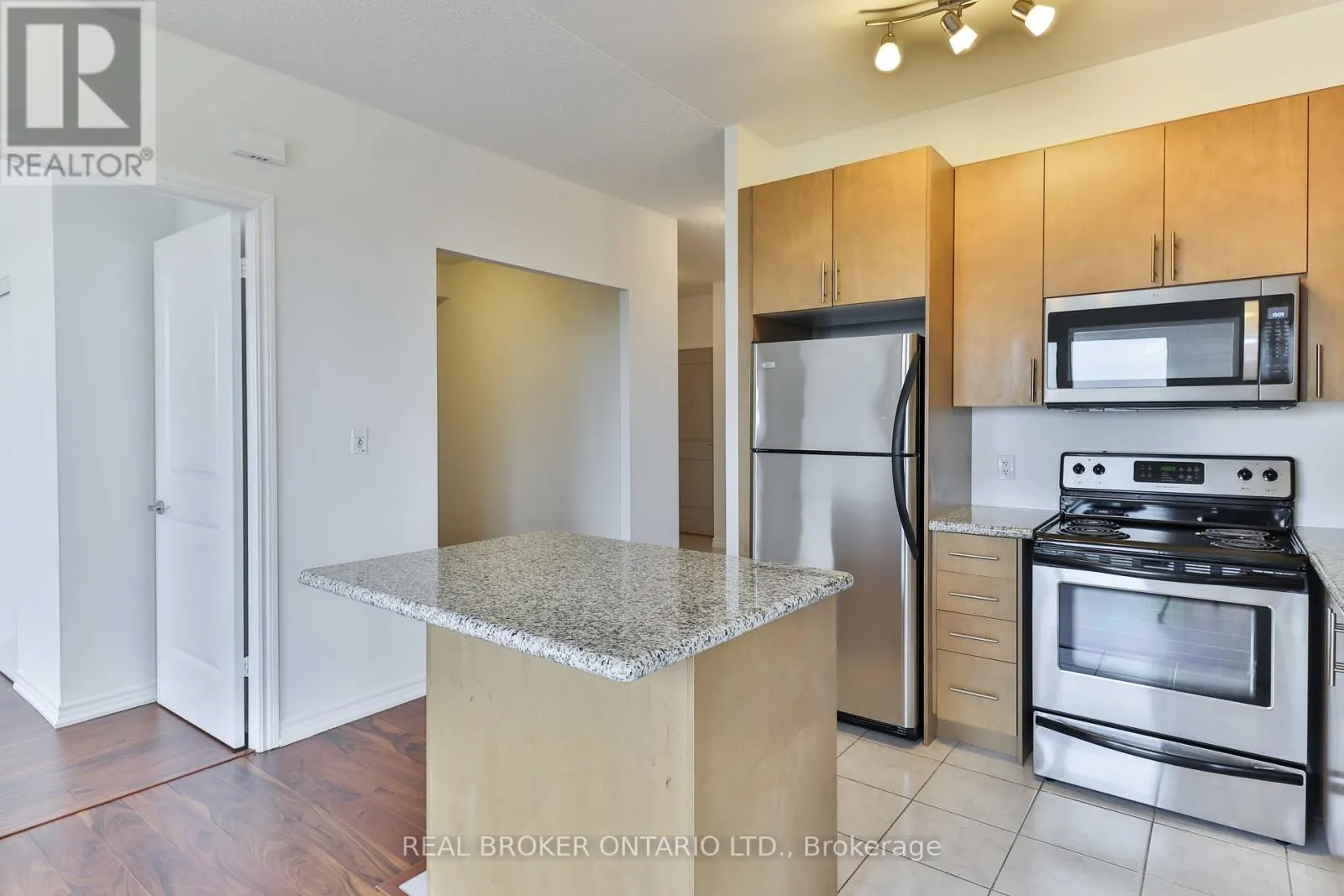 1505 - 135 WYNFORD DRIVE