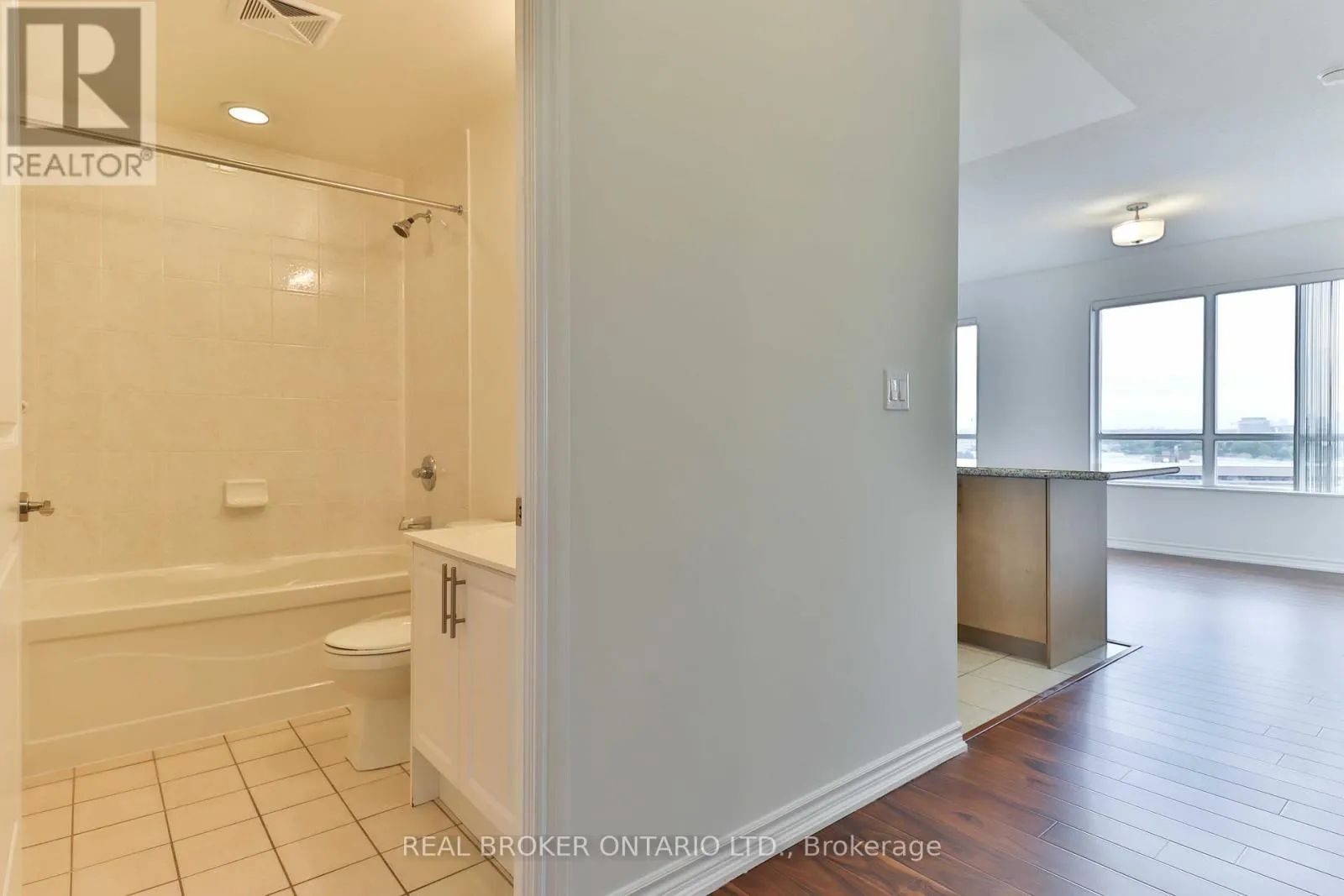 1505 - 135 WYNFORD DRIVE