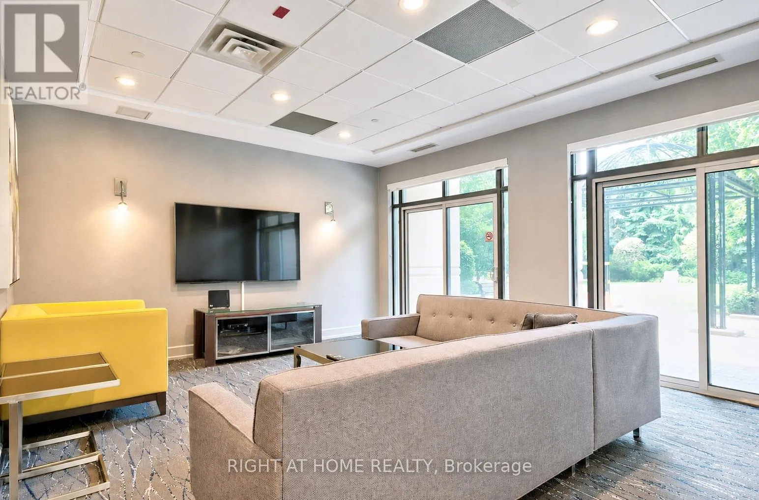 403 - 650 SHEPPARD AVENUE E