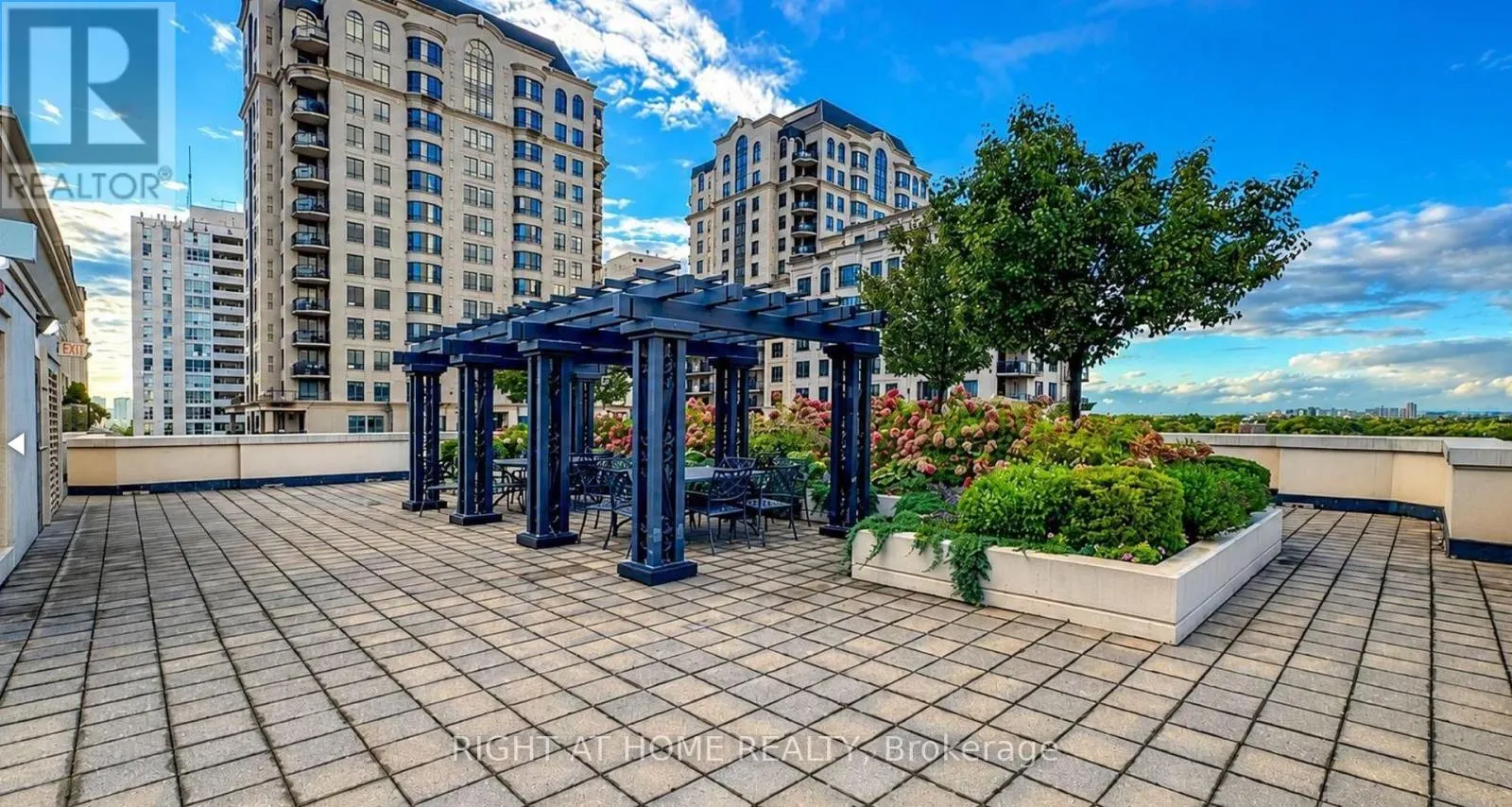 403 - 650 SHEPPARD AVENUE E