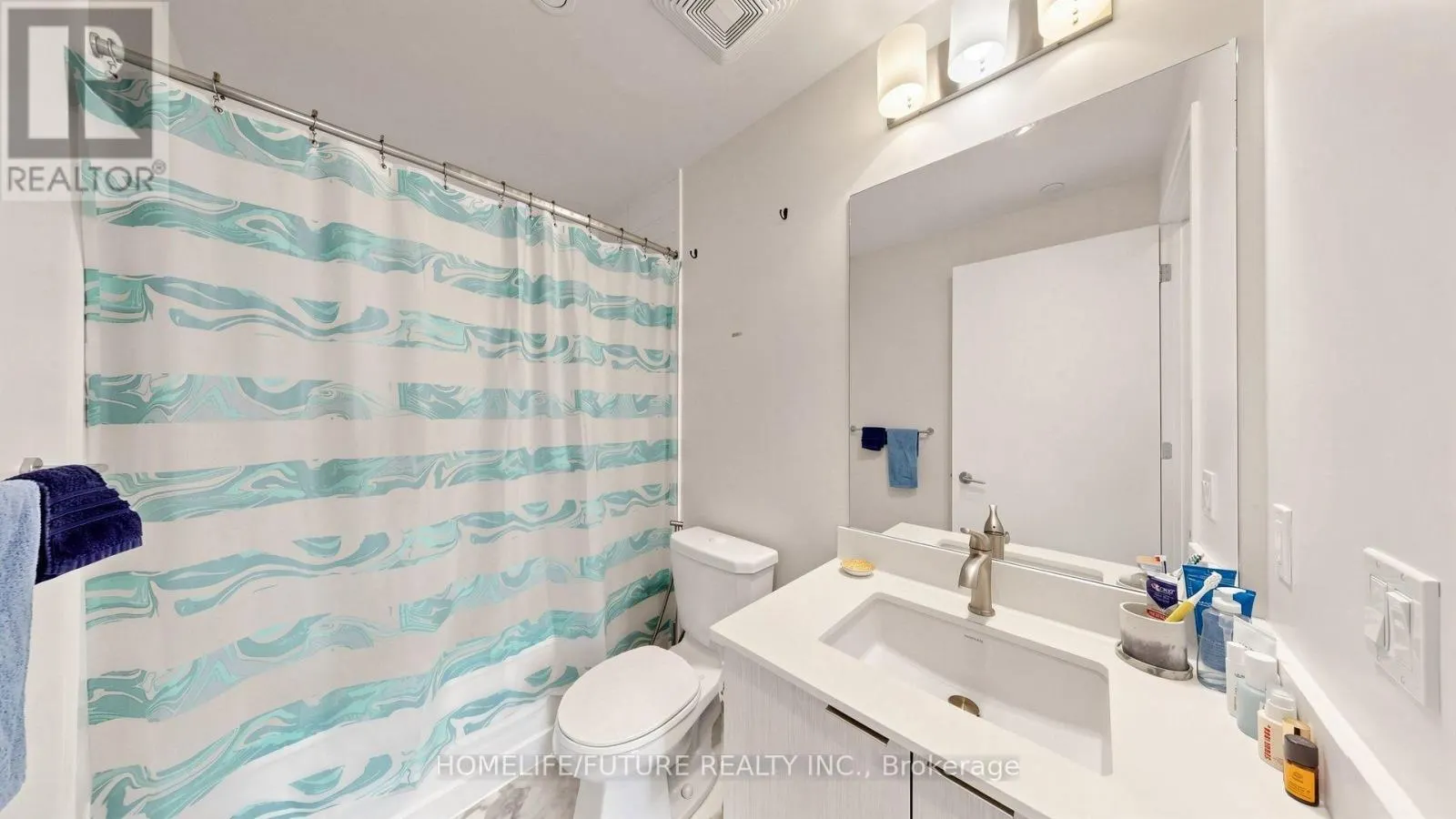 1005 - 50 BRUYERES MEWS