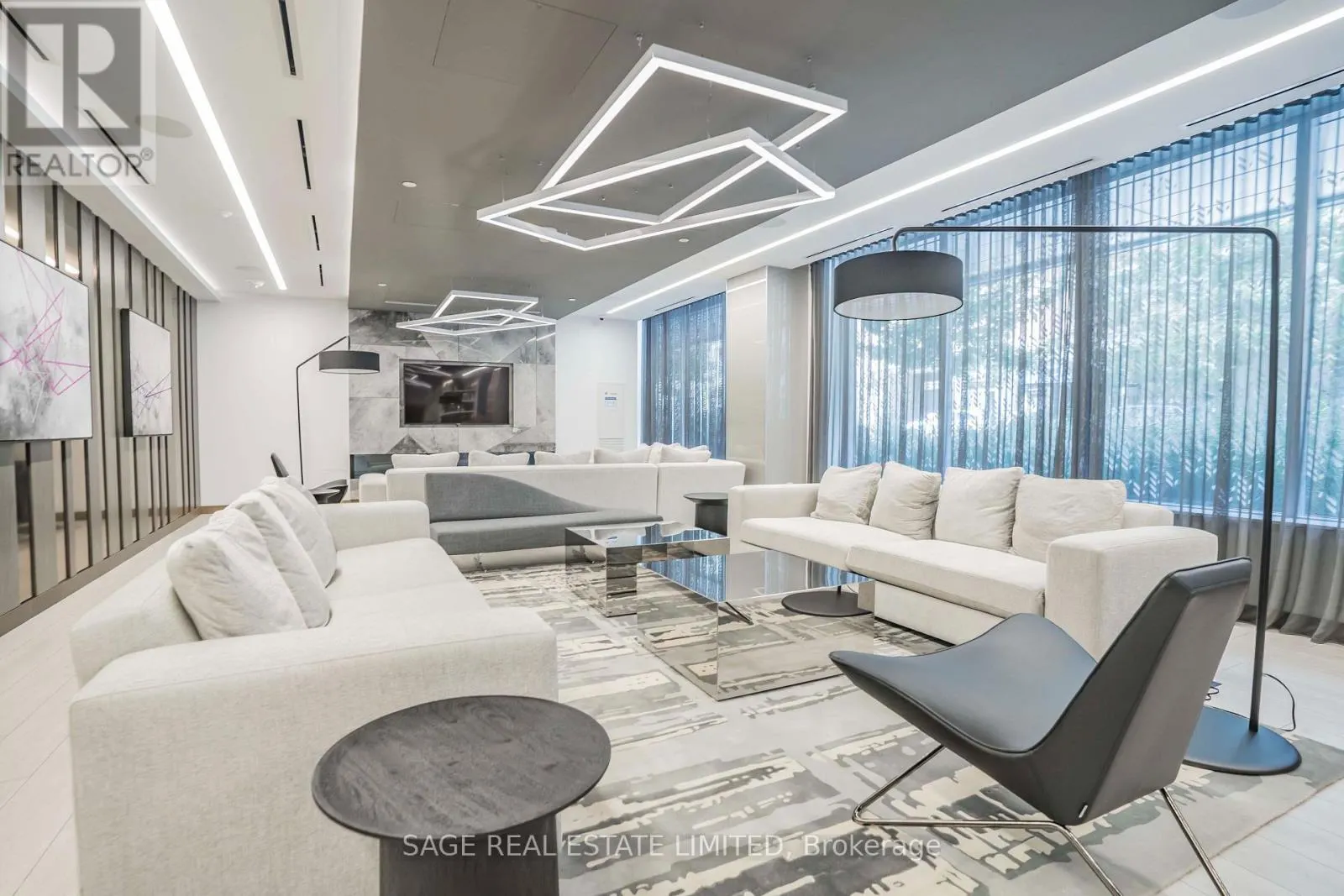 1105 - 50 MCCAUL STREET