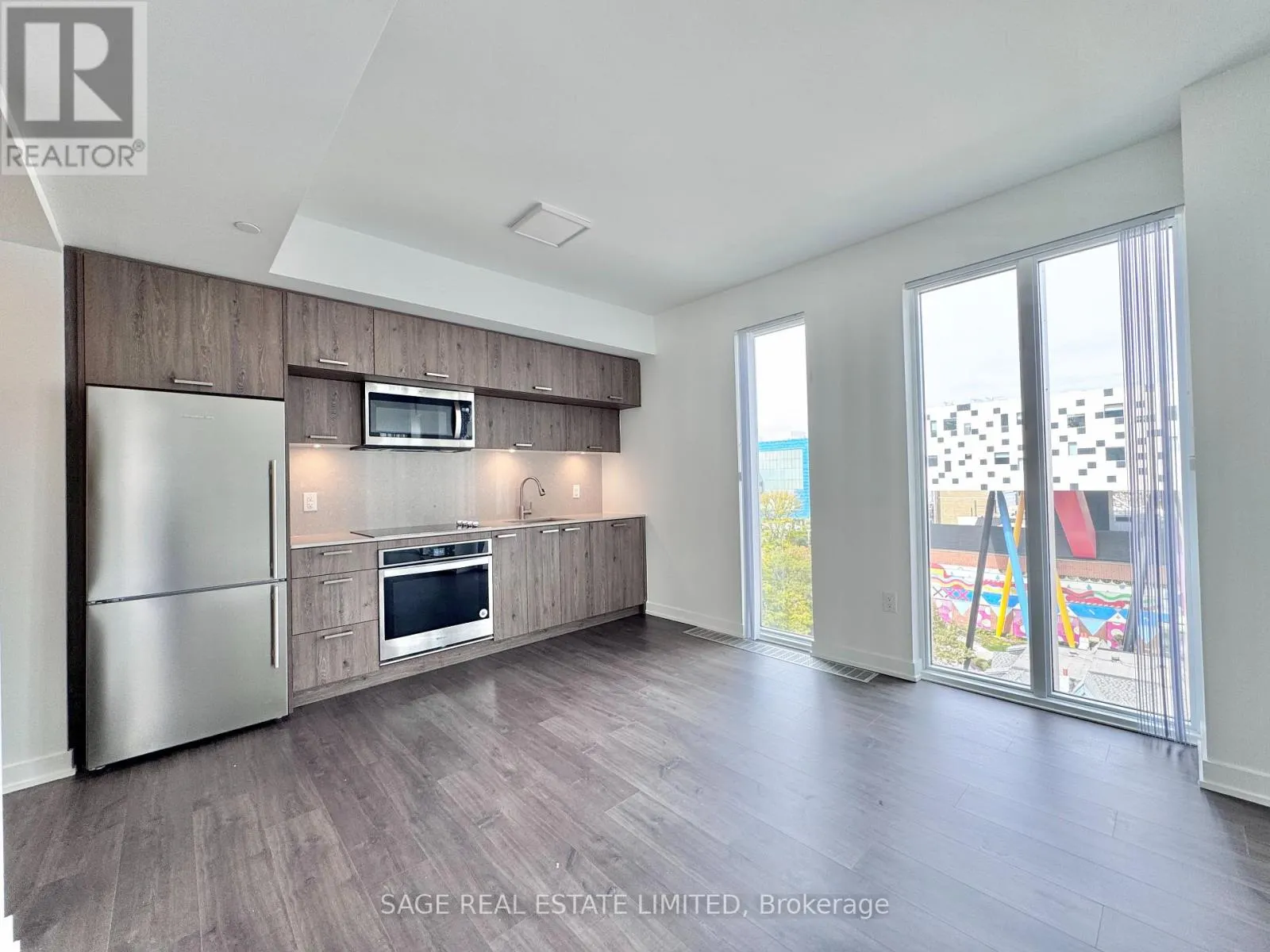 1105 - 50 MCCAUL STREET