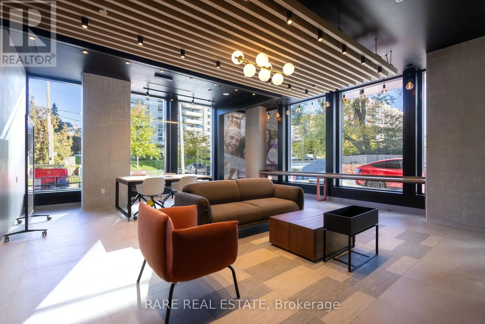 1407 - 235 BALLIOLL STREET