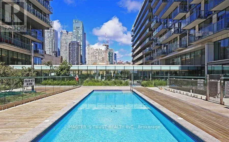 731 - 39 QUEENS QUAY E