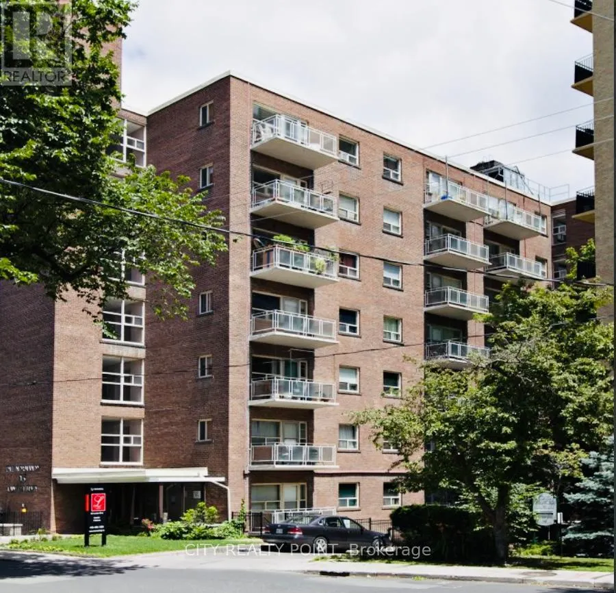 407 - 95 LAWTON BOULEVARD