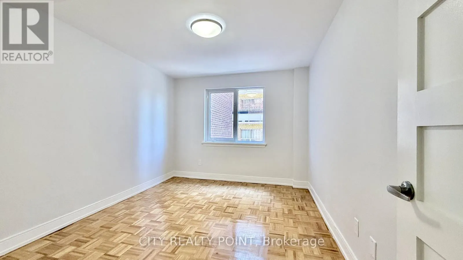 407 - 95 LAWTON BOULEVARD