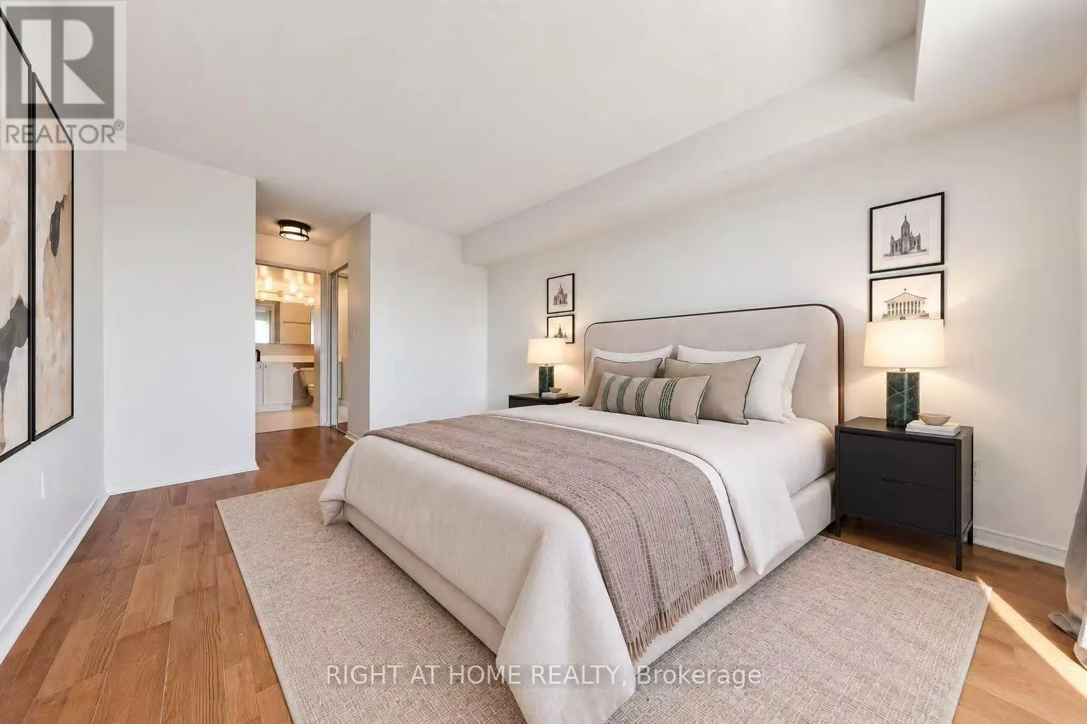 706 - 28 PEMBERTON AVENUE