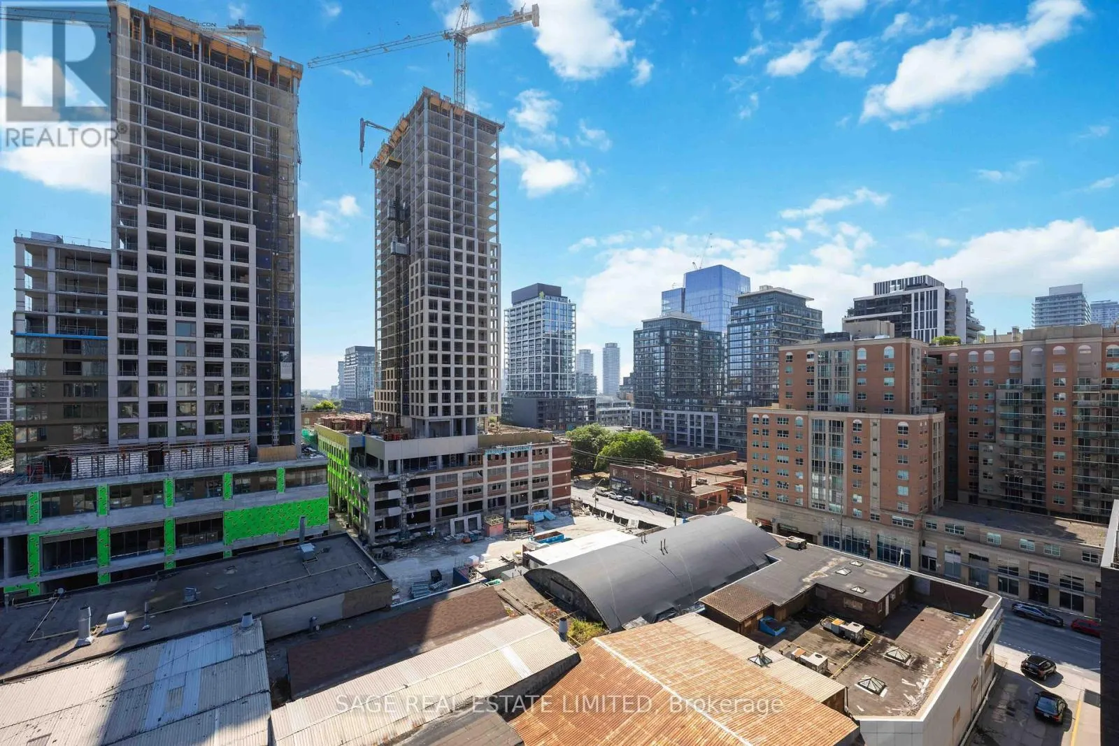 1115 - 320 RICHMOND STREET E