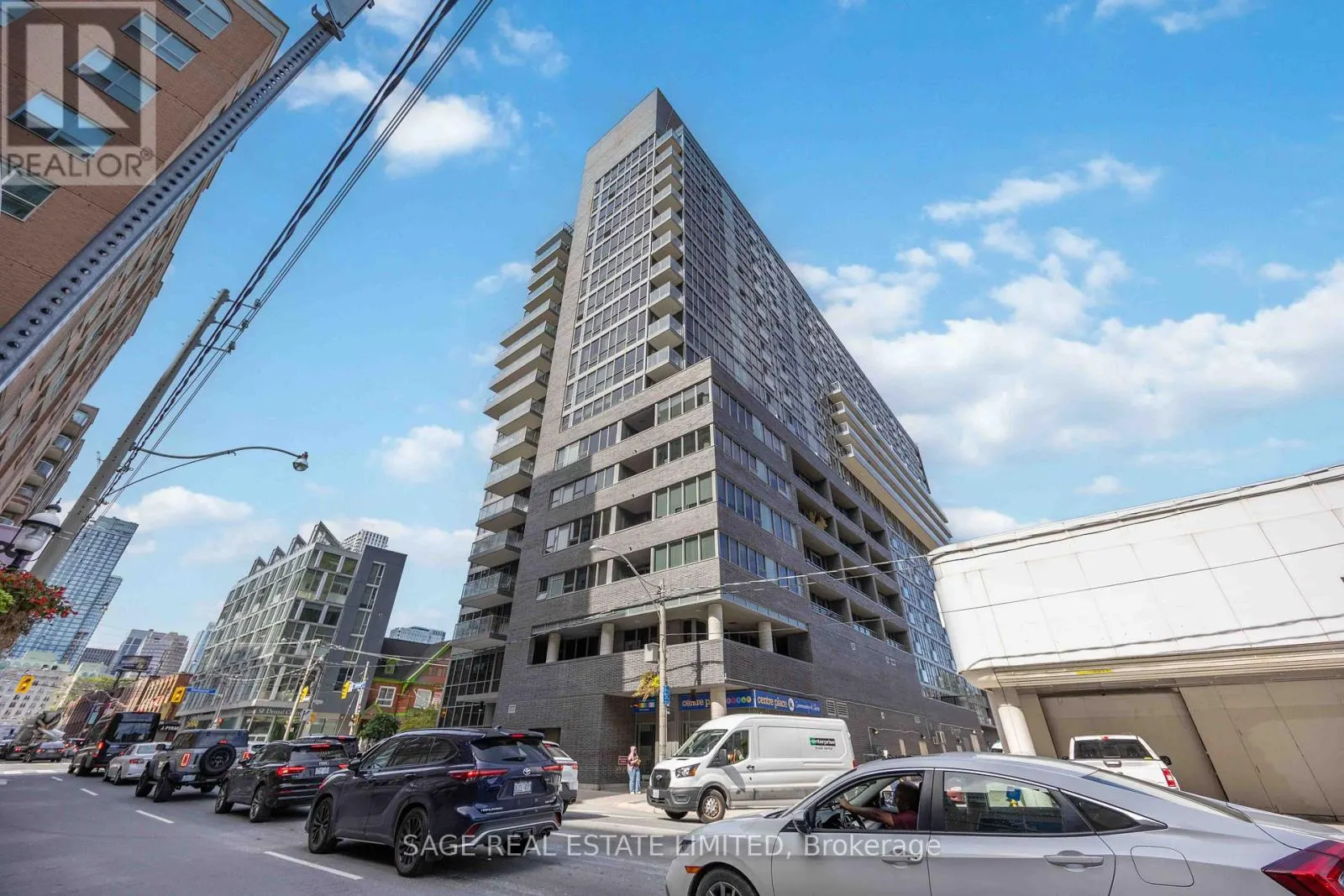 1115 - 320 RICHMOND STREET E