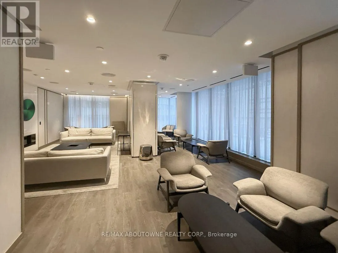 4909 - 125 BLUE JAYS WAY