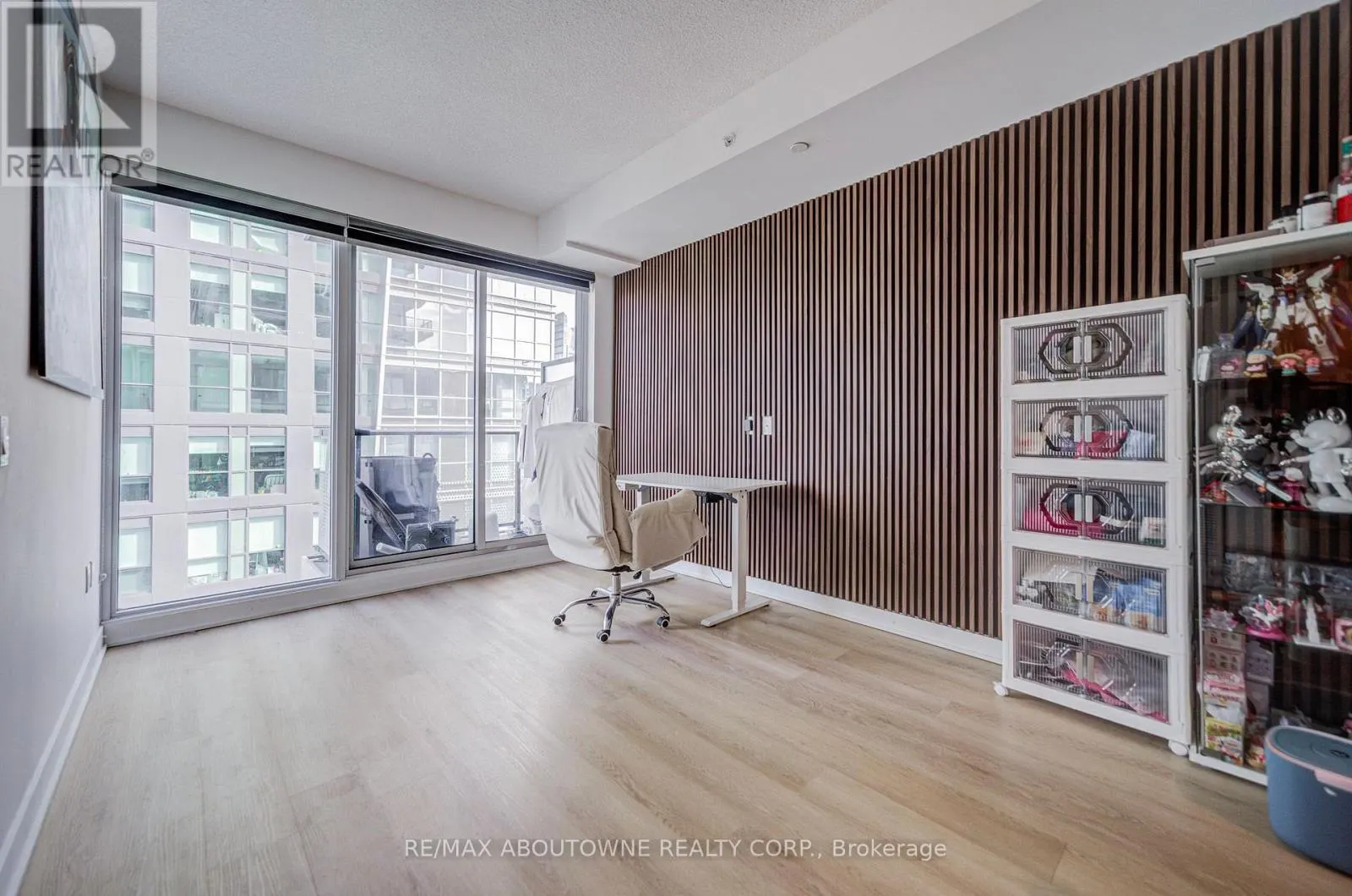 4909 - 125 BLUE JAYS WAY