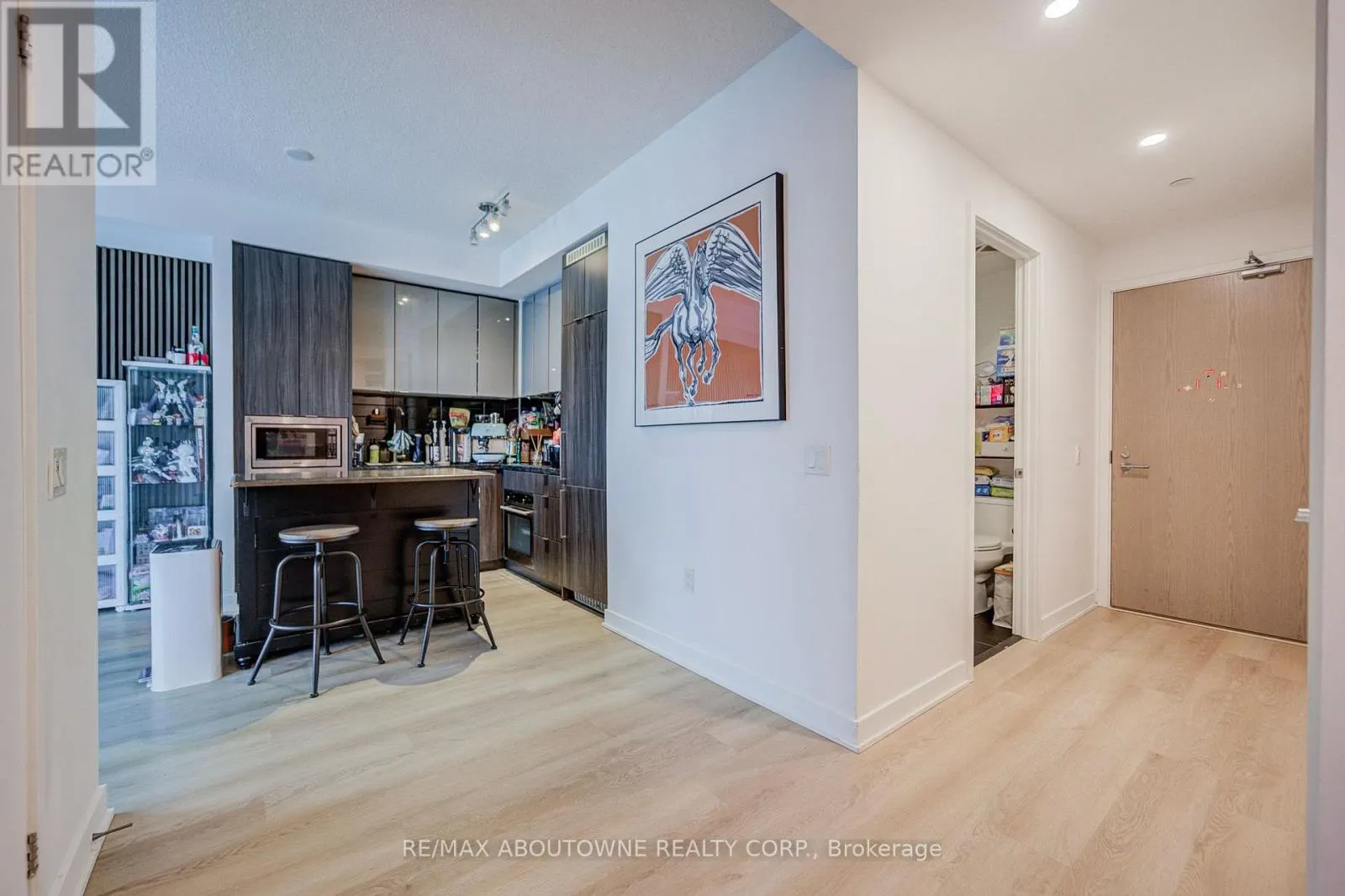 4909 - 125 BLUE JAYS WAY