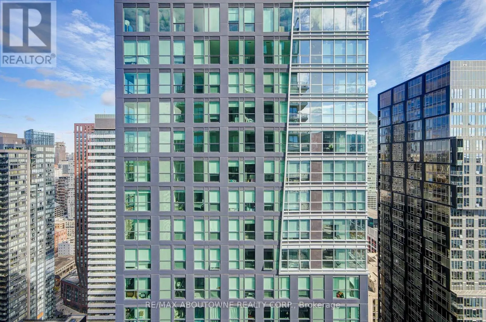 4909 - 125 BLUE JAYS WAY