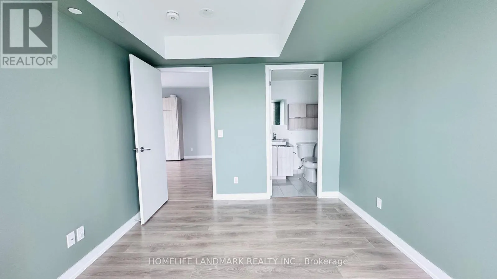 2509 - 501 YONGE STREET