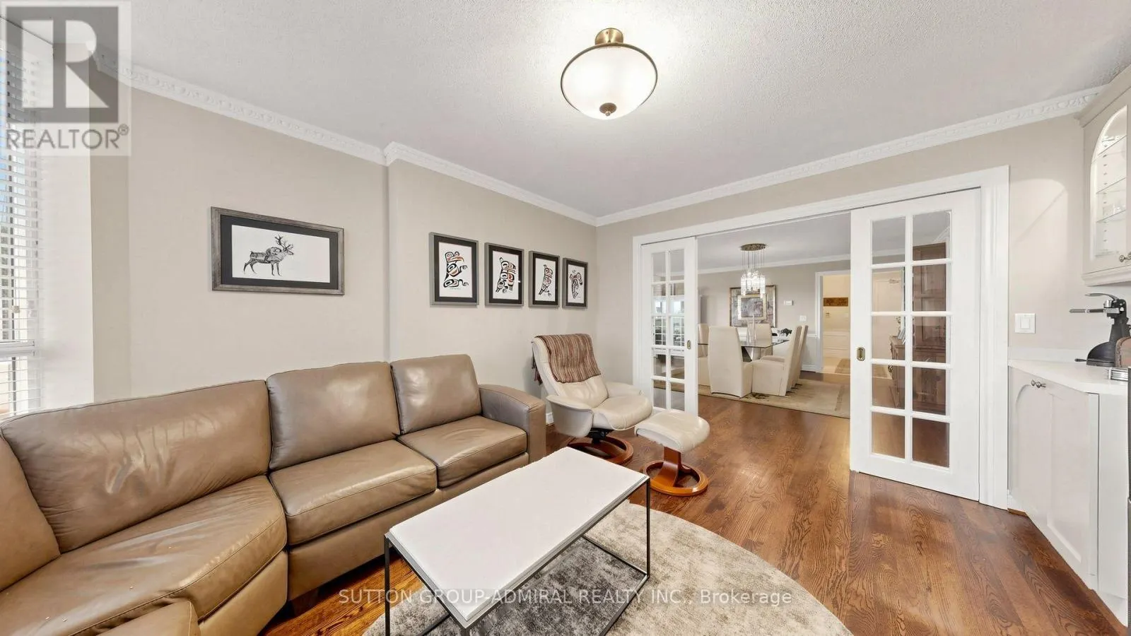 713 - 89 SKYMARK DRIVE