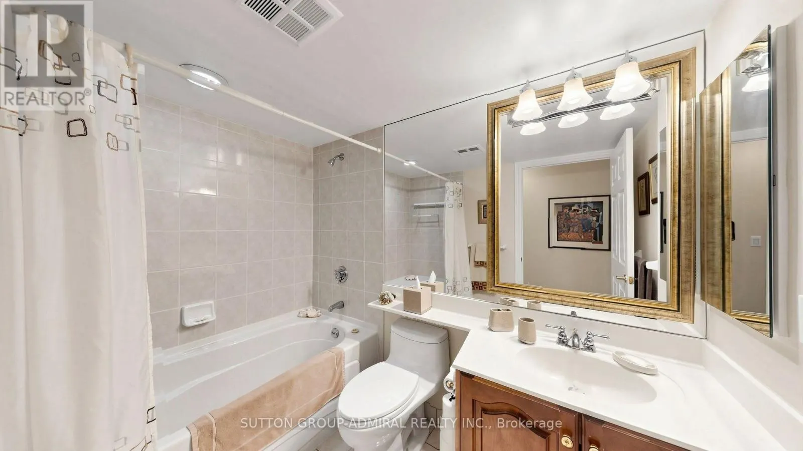713 - 89 SKYMARK DRIVE