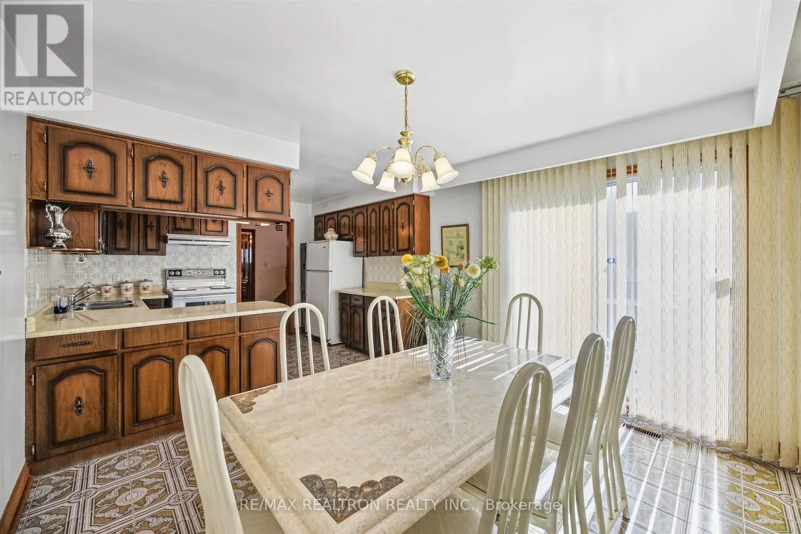 163 OLD SHEPPARD AVENUE