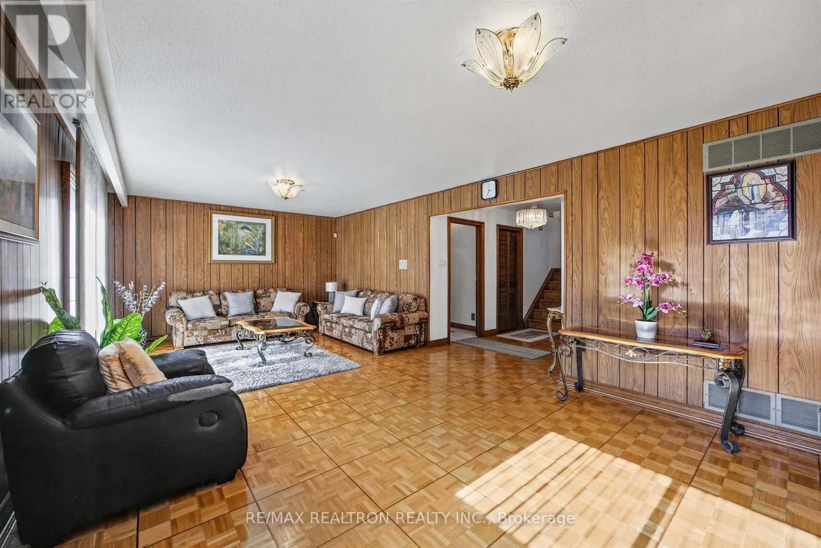 163 OLD SHEPPARD AVENUE