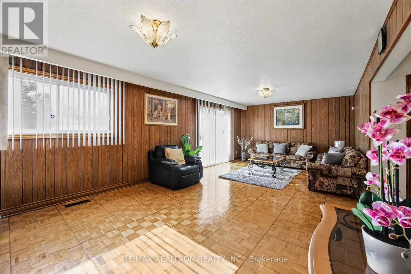 163 OLD SHEPPARD AVENUE