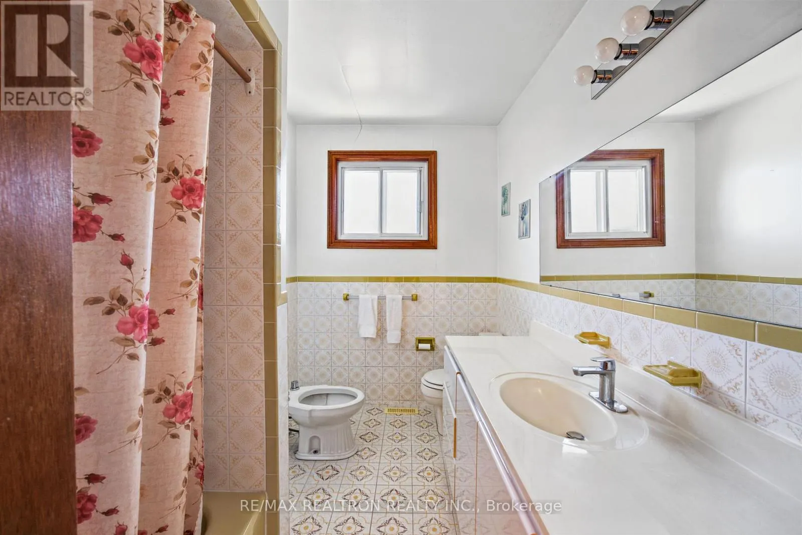 163 OLD SHEPPARD AVENUE