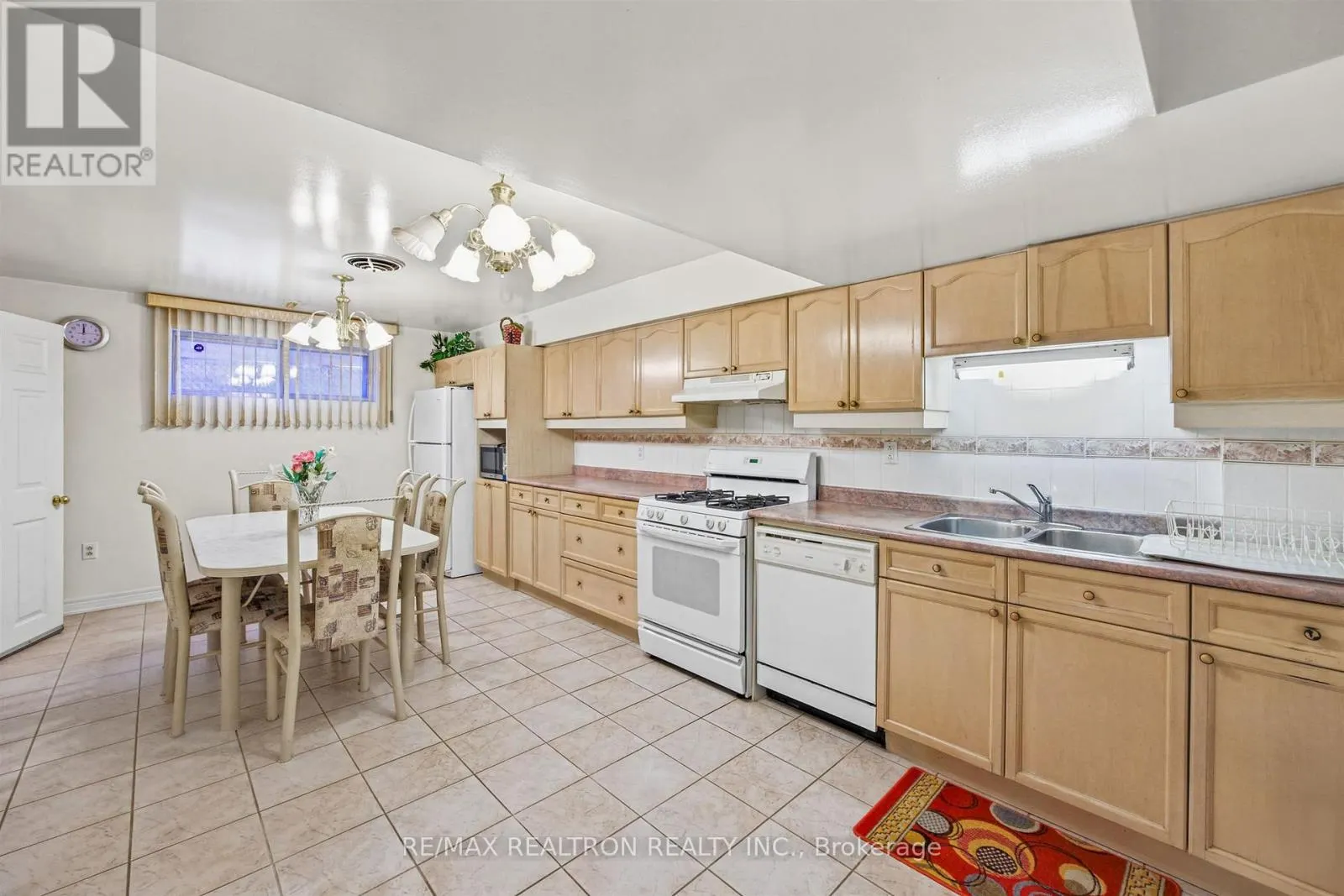 163 OLD SHEPPARD AVENUE