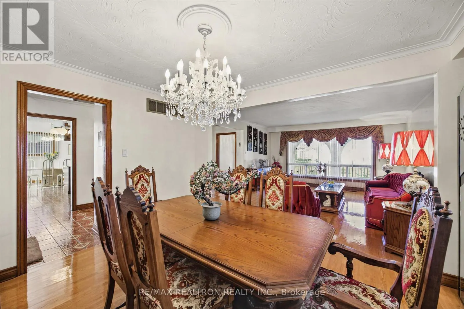 163 OLD SHEPPARD AVENUE