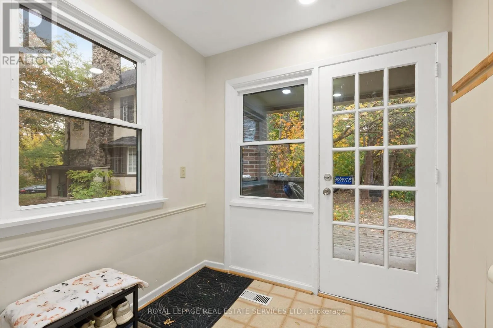 MAIN & UPPER - 1129 MOUNT PLEASANT ROAD