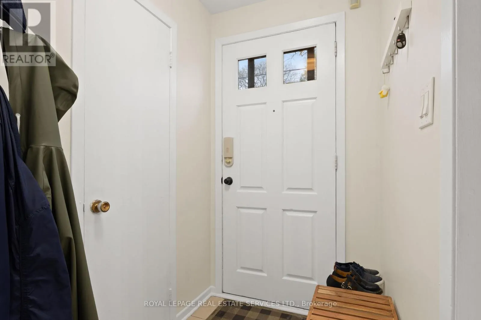 MAIN & UPPER - 1129 MOUNT PLEASANT ROAD