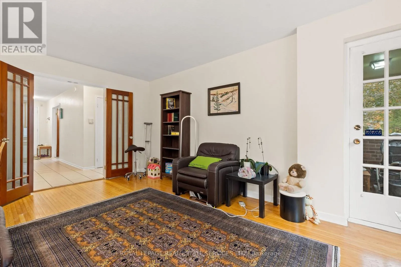 MAIN & UPPER - 1129 MOUNT PLEASANT ROAD