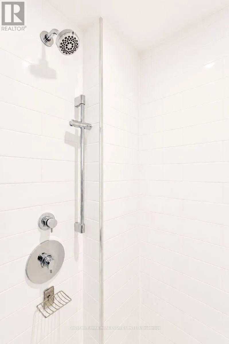 702 - 1177 YONGE STREET