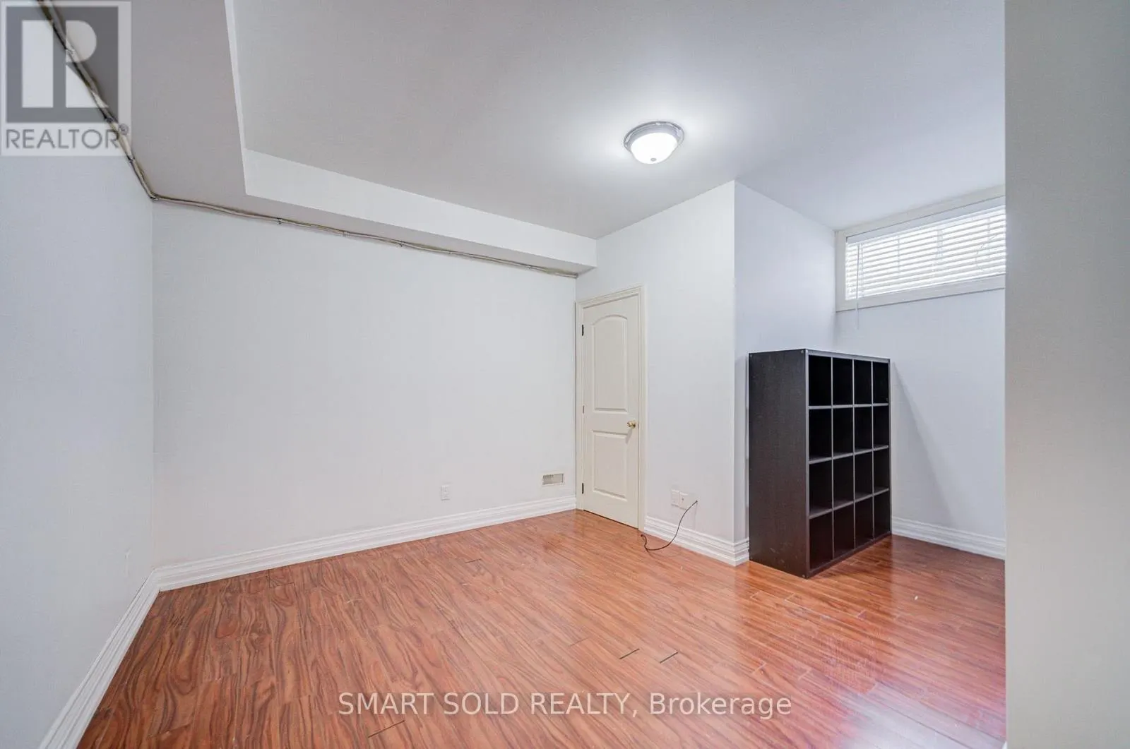 LOWER - 213 MAPLEHURST AVENUE