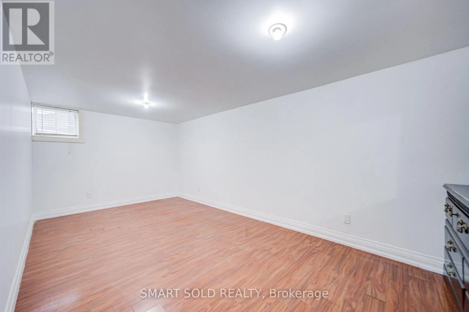 LOWER - 213 MAPLEHURST AVENUE