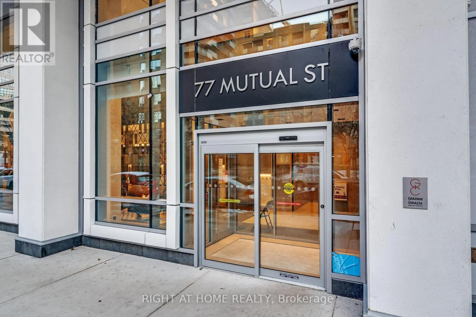 306 - 77 MUTUAL STREET