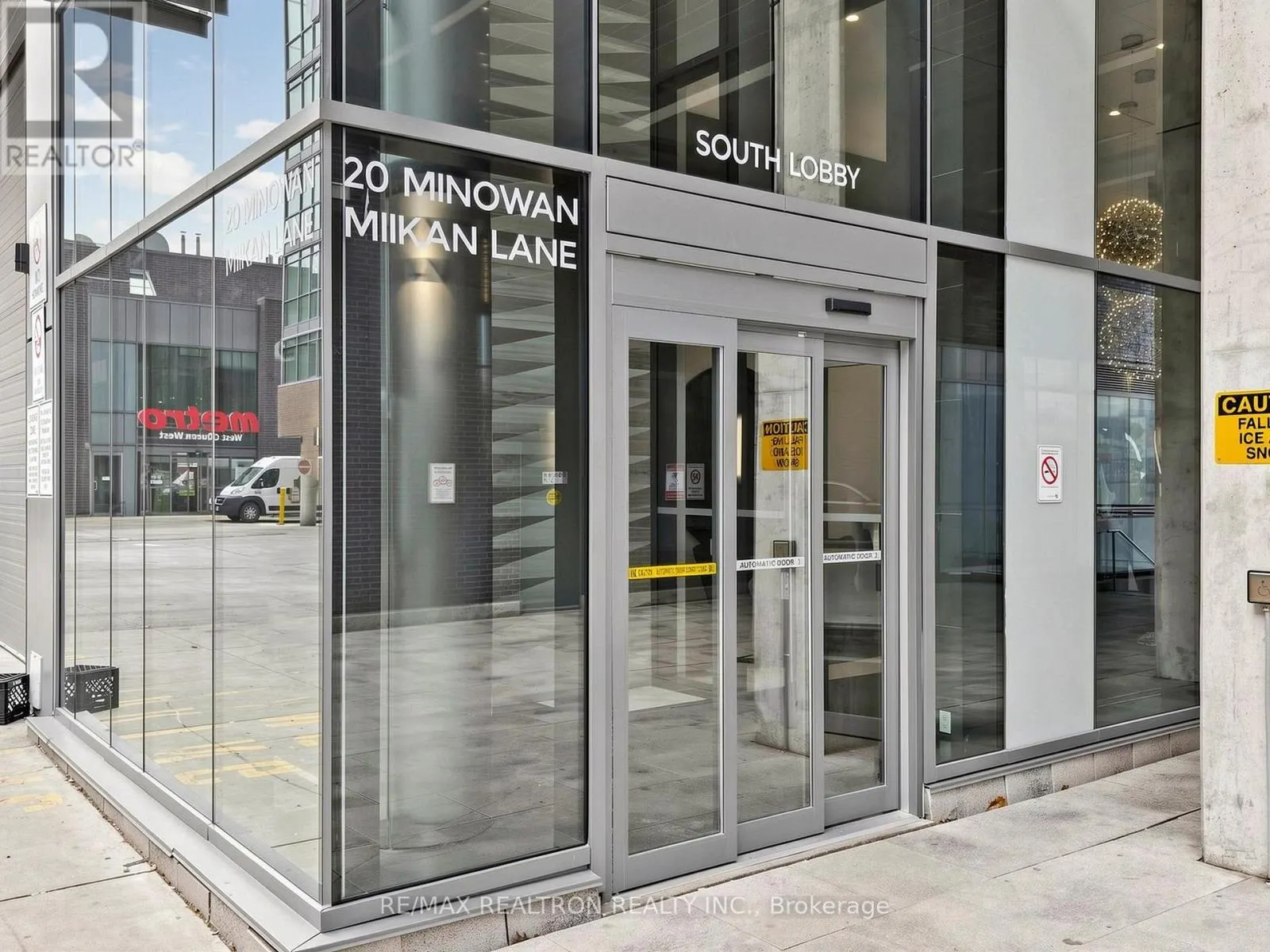 814 - 20 MINOWAN MIIKAN LANE