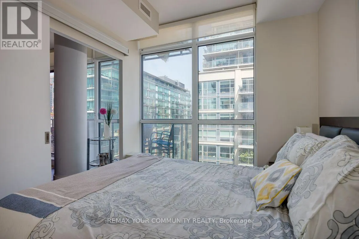 1008 - 39 SHERBOURNE STREET