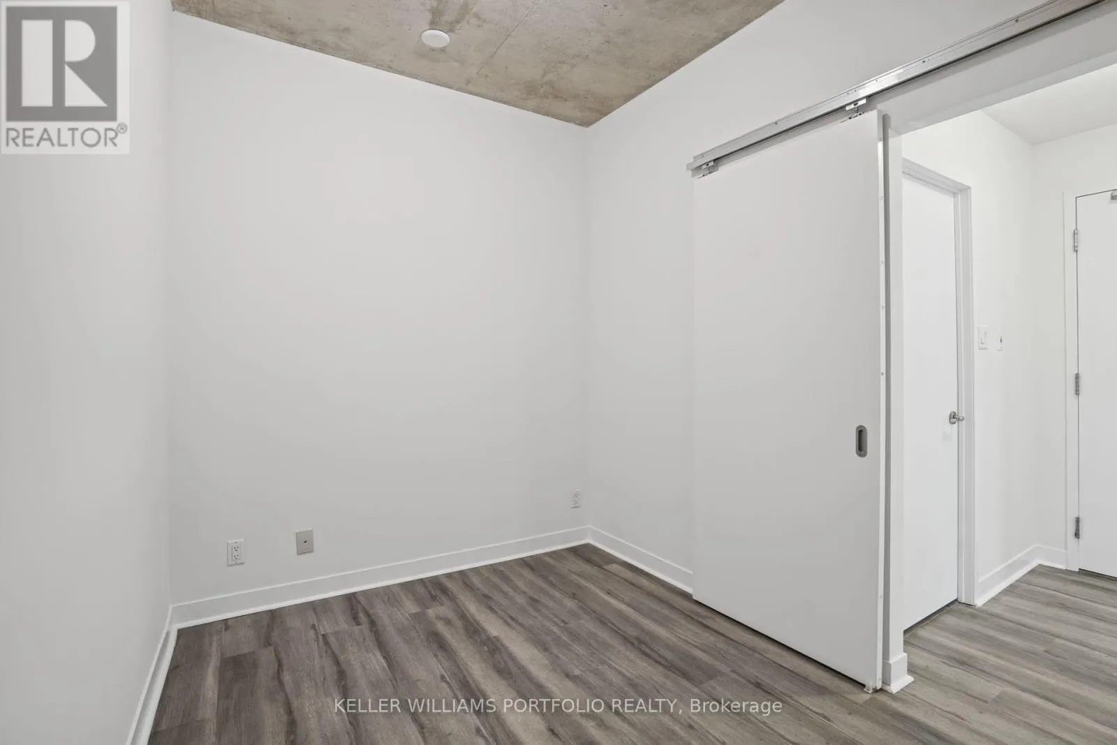 507 - 127 QUEEN STREET E