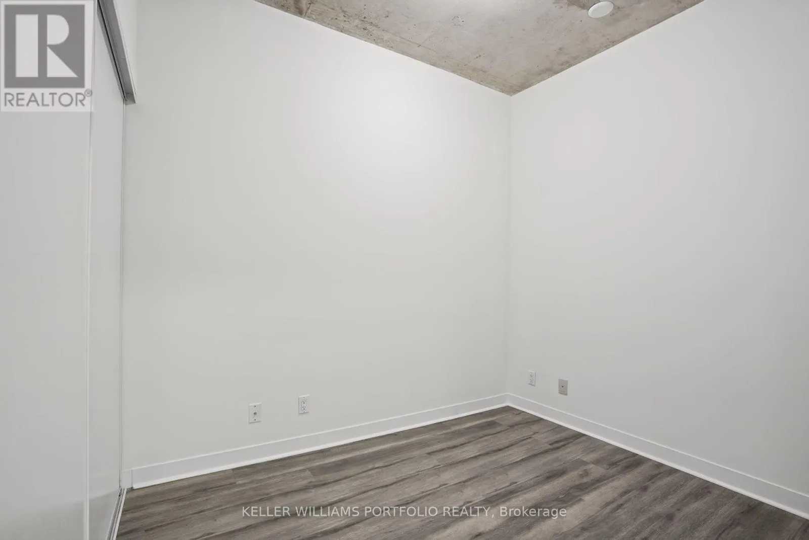 507 - 127 QUEEN STREET E
