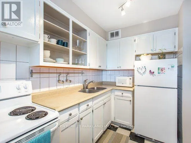 503 - 10 PARKWAY FOREST DRIVE