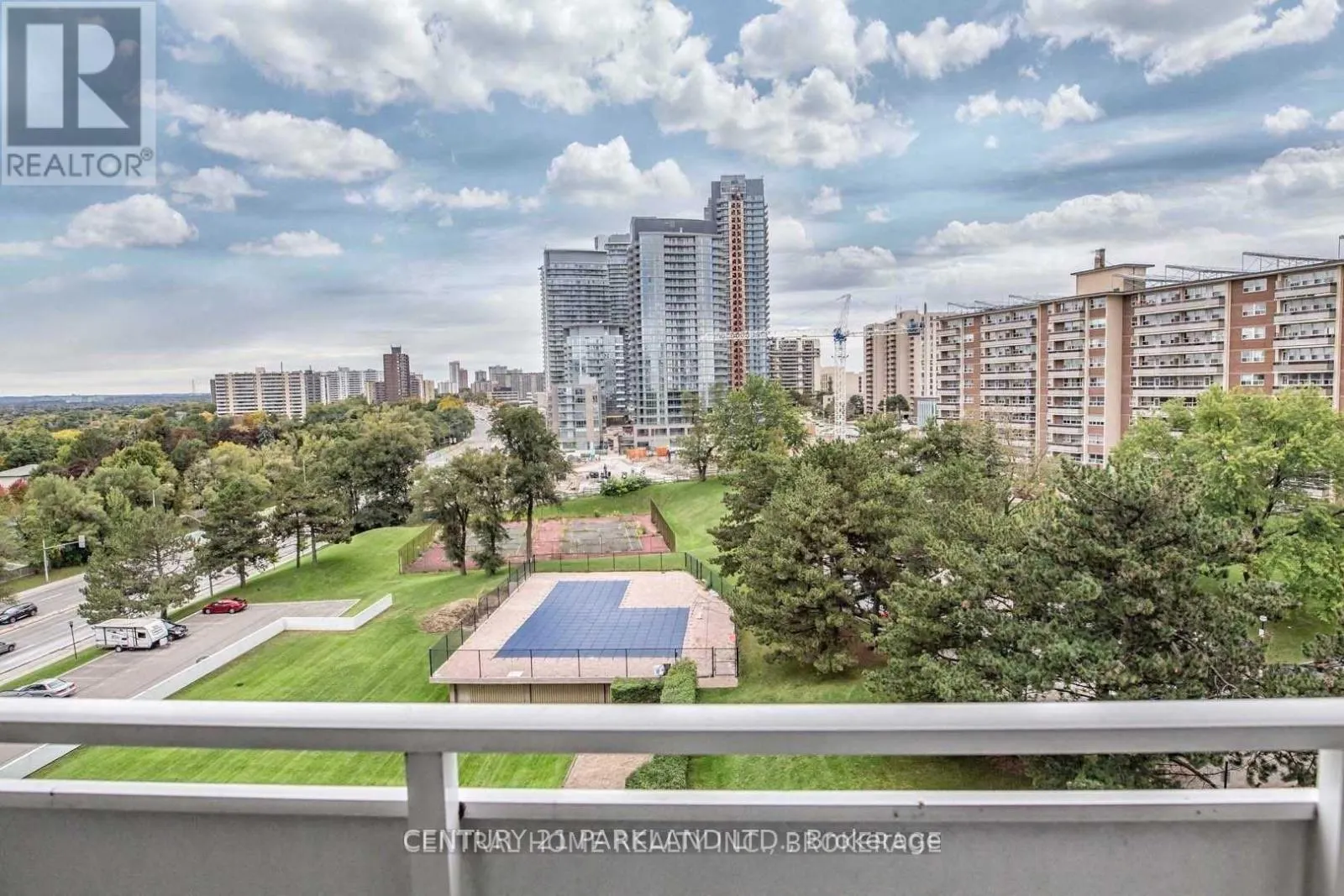 503 - 10 PARKWAY FOREST DRIVE