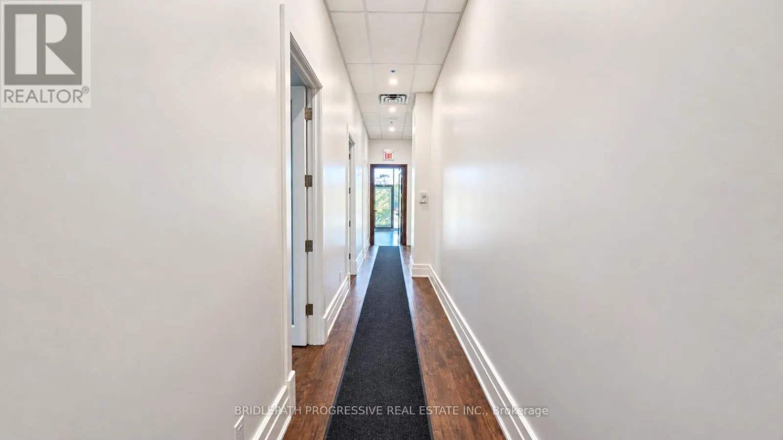 H - 678 SHEPPARD AVENUE E