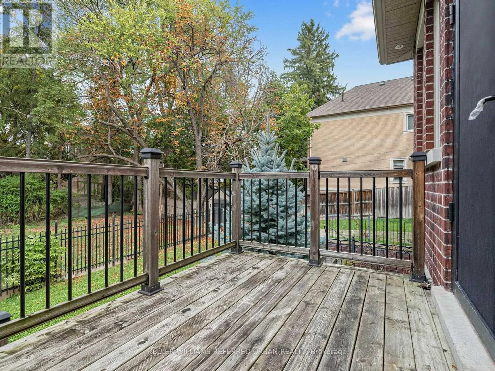 212 EMPRESS AVENUE